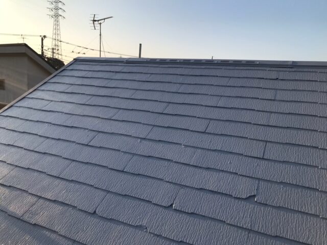 遮熱塗料ガイナを上塗りした屋根
