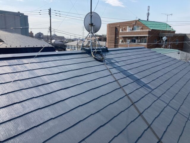 世田谷区　塗装が完了したグレーの屋根