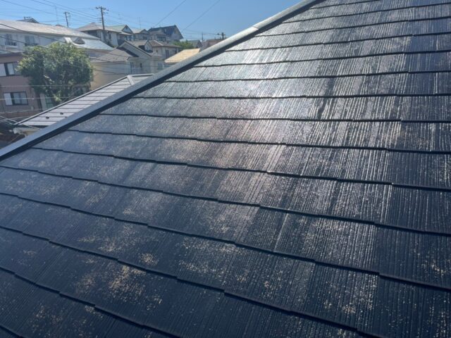 高圧洗浄後の三鷹市の住宅の屋根