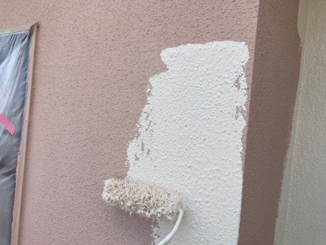 三鷹市　外壁塗装　工事中の画像